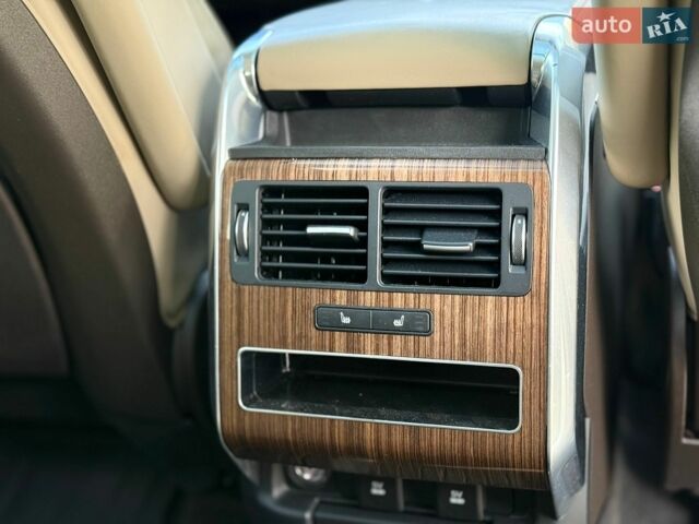 Білий Ленд Ровер Range Rover Sport, об'ємом двигуна 2.99 л та пробігом 147 тис. км за 39500 $, фото 127 на Automoto.ua