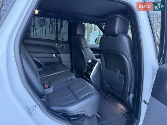 Білий Ленд Ровер Range Rover Sport, об'ємом двигуна 3 л та пробігом 78 тис. км за 55400 $, фото 16 на Automoto.ua