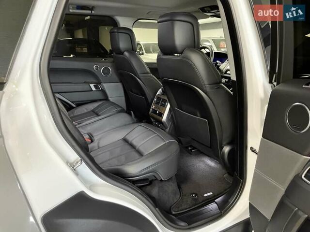 Белый Ленд Ровер Рендж Ровер Спорт, объемом двигателя 2.99 л и пробегом 91 тыс. км за 55700 $, фото 41 на Automoto.ua