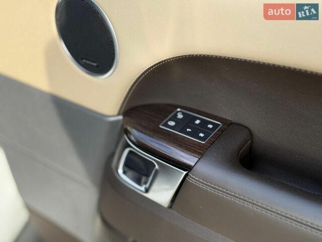 Білий Ленд Ровер Range Rover Sport, об'ємом двигуна 2.99 л та пробігом 147 тис. км за 39500 $, фото 73 на Automoto.ua