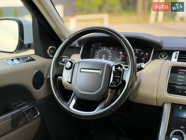 Білий Ленд Ровер Range Rover Sport, об'ємом двигуна 2.99 л та пробігом 147 тис. км за 39500 $, фото 130 на Automoto.ua