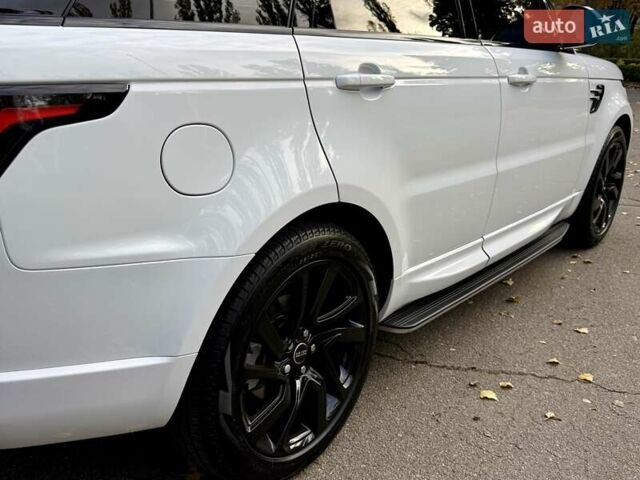 Ленд Ровер Рендж Ровер Спорт 2020 в Киеве на Automoto.ua Белый Ленд Ровер Рендж Ровер Спорт, объемом двигателя 3 л и пробегом 36 тыс. км за 62950 $, фото 37 на Automoto.ua