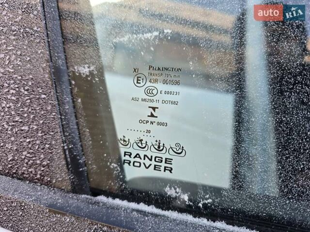 Білий Ленд Ровер Range Rover Sport, об'ємом двигуна 3 л та пробігом 86 тис. км за 59000 $, фото 21 на Automoto.ua