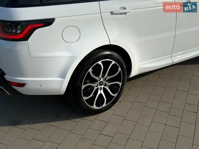 Білий Ленд Ровер Range Rover Sport, об'ємом двигуна 2.99 л та пробігом 147 тис. км за 39500 $, фото 17 на Automoto.ua
