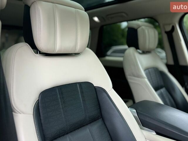 Білий Ленд Ровер Range Rover Sport, об'ємом двигуна 2 л та пробігом 113 тис. км за 55900 $, фото 25 на Automoto.ua