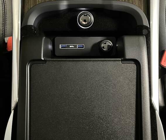 Белый Ленд Ровер Рендж Ровер Спорт, объемом двигателя 2.99 л и пробегом 91 тыс. км за 55700 $, фото 72 на Automoto.ua