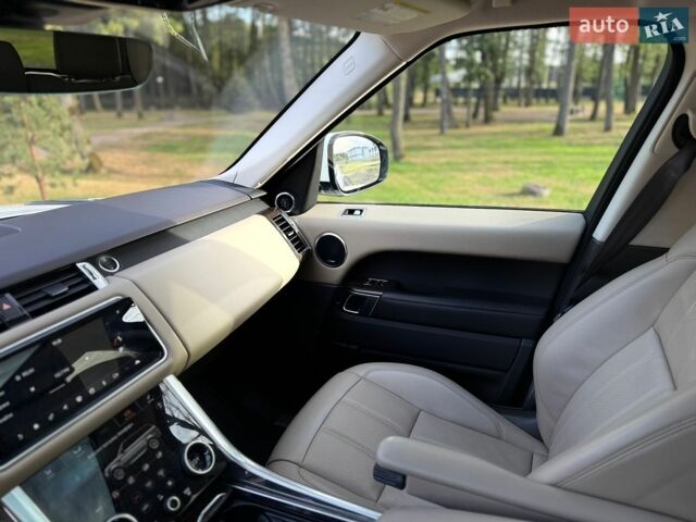 Білий Ленд Ровер Range Rover Sport, об'ємом двигуна 2.99 л та пробігом 147 тис. км за 39500 $, фото 52 на Automoto.ua
