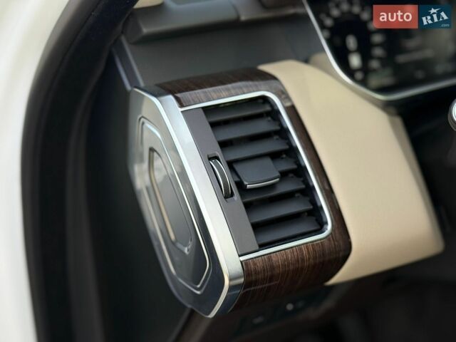 Білий Ленд Ровер Range Rover Sport, об'ємом двигуна 2.99 л та пробігом 147 тис. км за 39500 $, фото 53 на Automoto.ua