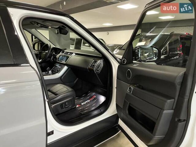 Білий Ленд Ровер Range Rover Sport, об'ємом двигуна 2.99 л та пробігом 91 тис. км за 57700 $, фото 42 на Automoto.ua