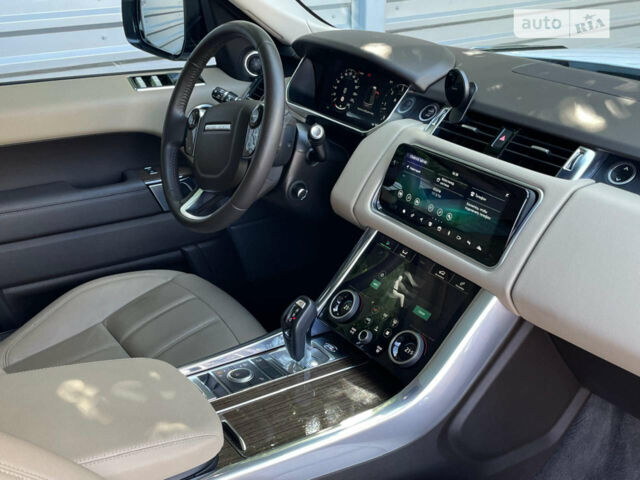 Білий Ленд Ровер Range Rover Sport, об'ємом двигуна 2.99 л та пробігом 36 тис. км за 75000 $, фото 8 на Automoto.ua