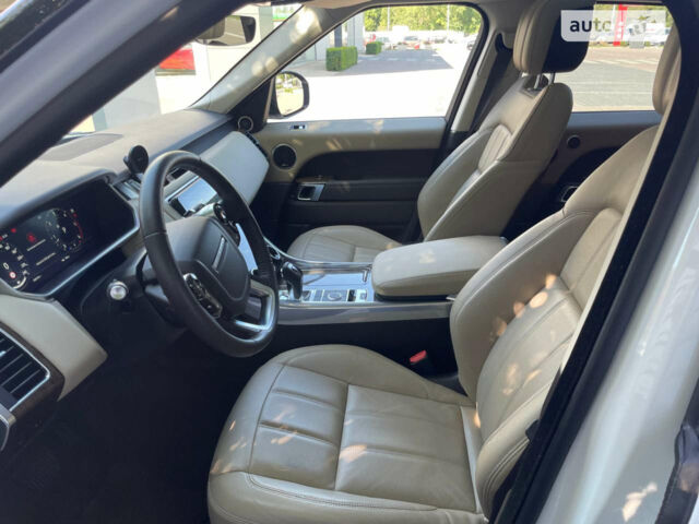 Білий Ленд Ровер Range Rover Sport, об'ємом двигуна 2.99 л та пробігом 36 тис. км за 75000 $, фото 10 на Automoto.ua