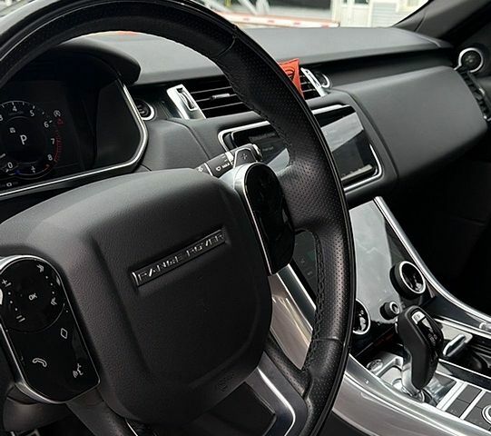 Білий Ленд Ровер Range Rover Sport, об'ємом двигуна 3 л та пробігом 38 тис. км за 55000 $, фото 29 на Automoto.ua