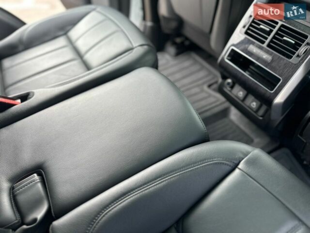 Білий Ленд Ровер Range Rover Sport, об'ємом двигуна 3 л та пробігом 159 тис. км за 42000 $, фото 44 на Automoto.ua