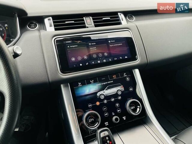 Білий Ленд Ровер Range Rover Sport, об'ємом двигуна 3 л та пробігом 58 тис. км за 68000 $, фото 23 на Automoto.ua