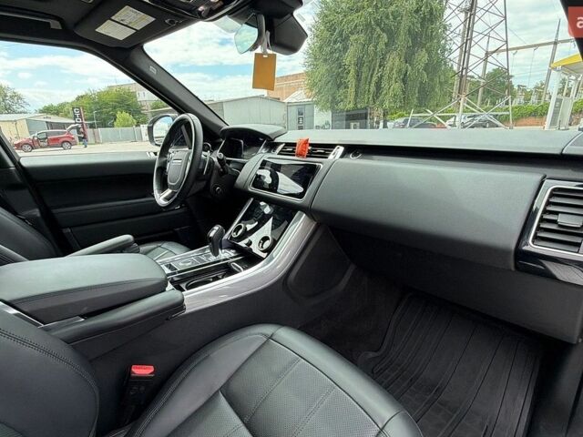 Білий Ленд Ровер Range Rover Sport, об'ємом двигуна 3 л та пробігом 38 тис. км за 55000 $, фото 49 на Automoto.ua