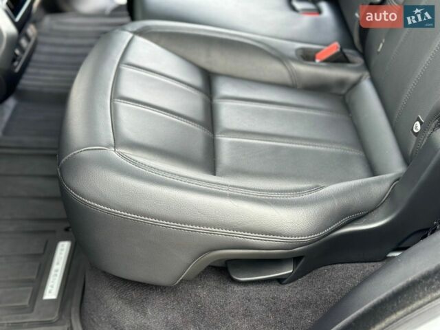 Білий Ленд Ровер Range Rover Sport, об'ємом двигуна 3 л та пробігом 159 тис. км за 42000 $, фото 37 на Automoto.ua