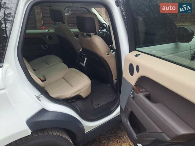 Білий Ленд Ровер Range Rover Sport, об'ємом двигуна 3 л та пробігом 59 тис. км за 70000 $, фото 12 на Automoto.ua