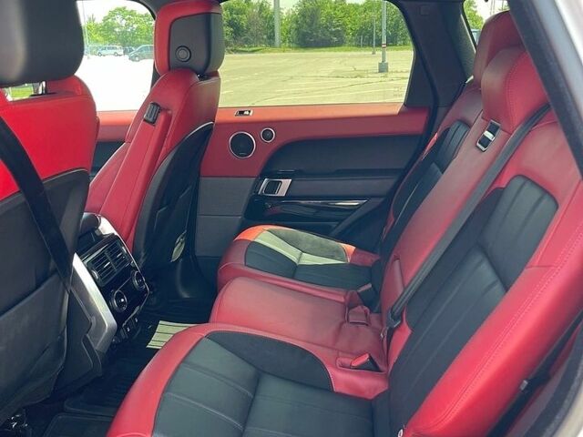 Білий Ленд Ровер Range Rover Sport, об'ємом двигуна 3 л та пробігом 134 тис. км за 55000 $, фото 42 на Automoto.ua
