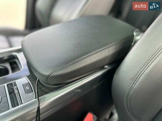 Білий Ленд Ровер Range Rover Sport, об'ємом двигуна 3 л та пробігом 159 тис. км за 42000 $, фото 56 на Automoto.ua