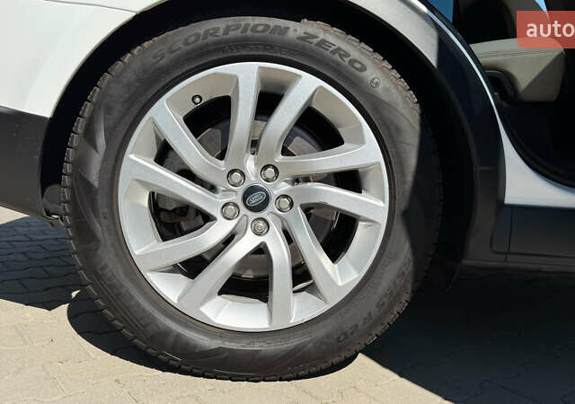 Білий Ленд Ровер Range Rover Sport, об'ємом двигуна 3 л та пробігом 39 тис. км за 75000 $, фото 24 на Automoto.ua