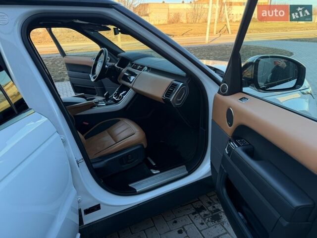 Белый Ленд Ровер Рендж Ровер Спорт, объемом двигателя 3 л и пробегом 77 тыс. км за 77000 $, фото 3 на Automoto.ua