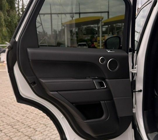 Білий Ленд Ровер Range Rover Sport, об'ємом двигуна 3 л та пробігом 38 тис. км за 55000 $, фото 30 на Automoto.ua