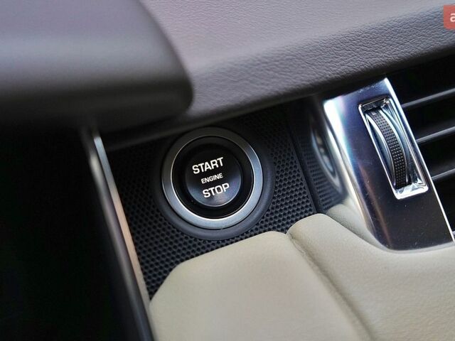 Білий Ленд Ровер Range Rover Sport, об'ємом двигуна 3 л та пробігом 81 тис. км за 63999 $, фото 38 на Automoto.ua