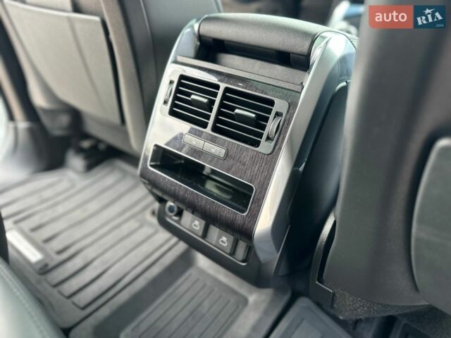 Білий Ленд Ровер Range Rover Sport, об'ємом двигуна 3 л та пробігом 159 тис. км за 42000 $, фото 45 на Automoto.ua