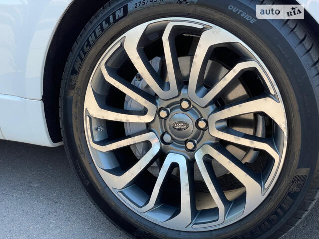 Білий Ленд Ровер Range Rover Sport, об'ємом двигуна 2.99 л та пробігом 36 тис. км за 75000 $, фото 6 на Automoto.ua
