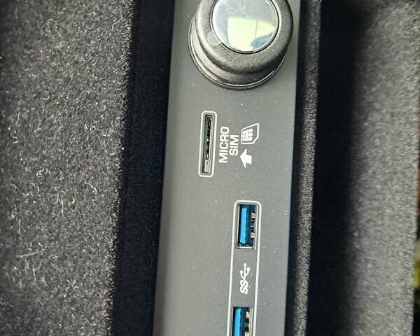 Білий Ленд Ровер Range Rover Sport, об'ємом двигуна 3 л та пробігом 59 тис. км за 70000 $, фото 20 на Automoto.ua