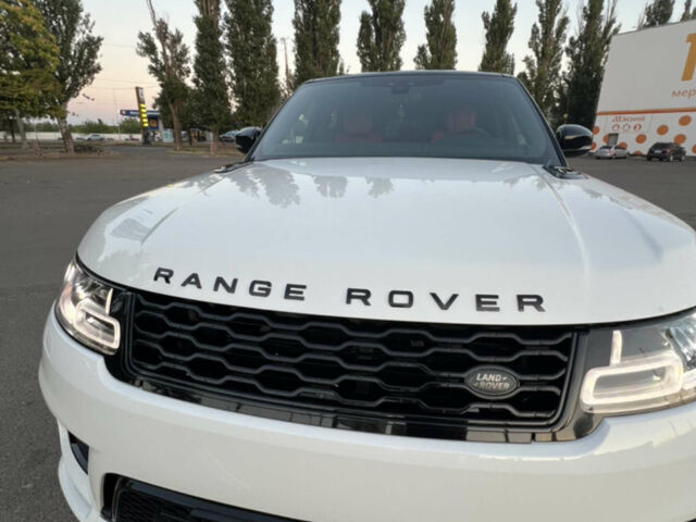 Білий Ленд Ровер Range Rover Sport, об'ємом двигуна 3 л та пробігом 40 тис. км за 72999 $, фото 31 на Automoto.ua