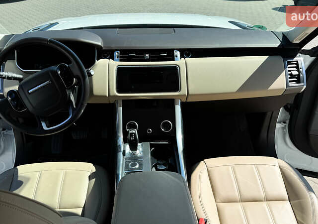 Білий Ленд Ровер Range Rover Sport, об'ємом двигуна 3 л та пробігом 39 тис. км за 75000 $, фото 39 на Automoto.ua