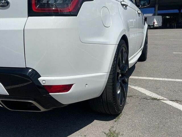 Білий Ленд Ровер Range Rover Sport, об'ємом двигуна 3 л та пробігом 134 тис. км за 55000 $, фото 3 на Automoto.ua