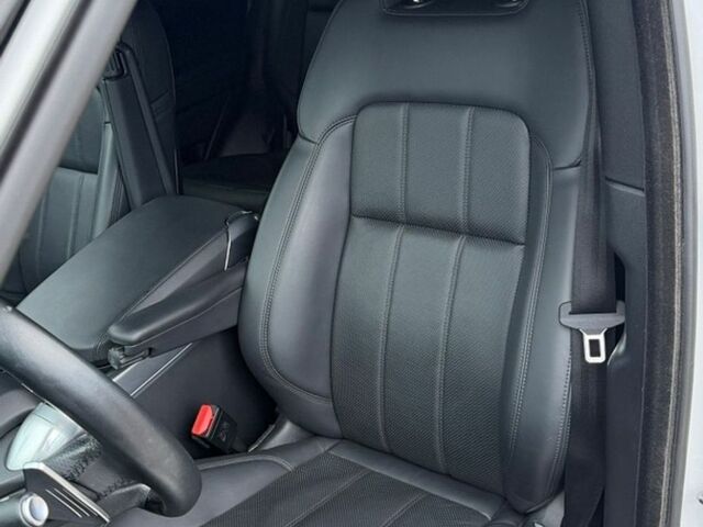 Білий Ленд Ровер Range Rover Sport, об'ємом двигуна 3 л та пробігом 38 тис. км за 55000 $, фото 26 на Automoto.ua