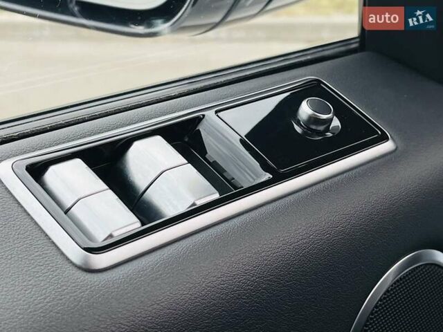 Білий Ленд Ровер Range Rover Sport, об'ємом двигуна 3 л та пробігом 58 тис. км за 68000 $, фото 28 на Automoto.ua