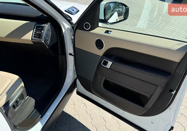 Білий Ленд Ровер Range Rover Sport, об'ємом двигуна 3 л та пробігом 39 тис. км за 75000 $, фото 51 на Automoto.ua