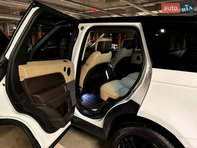 Білий Ленд Ровер Range Rover Sport, об'ємом двигуна 3 л та пробігом 78 тис. км за 65000 $, фото 11 на Automoto.ua