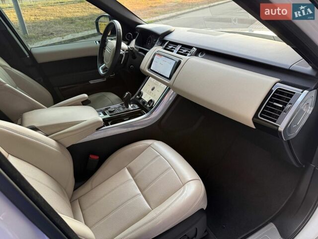 Білий Ленд Ровер Range Rover Sport, об'ємом двигуна 3 л та пробігом 63 тис. км за 53000 $, фото 20 на Automoto.ua