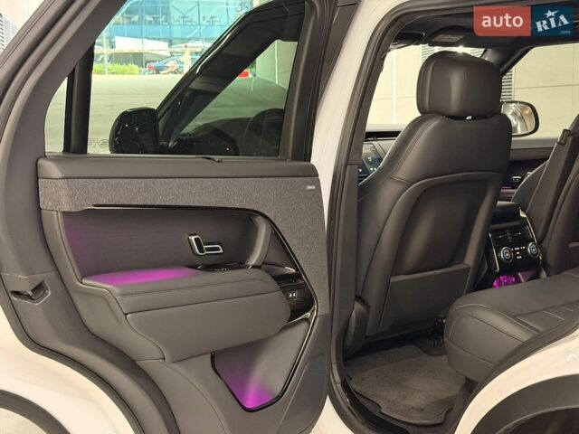 Білий Ленд Ровер Range Rover Sport, об'ємом двигуна 3 л та пробігом 56 тис. км за 113000 $, фото 19 на Automoto.ua