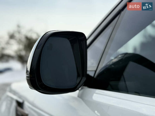 Белый Ленд Ровер Рендж Ровер Спорт, объемом двигателя 3 л и пробегом 46 тыс. км за 115900 $, фото 13 на Automoto.ua