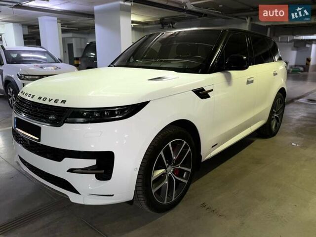 Белый Ленд Ровер Рендж Ровер Спорт, объемом двигателя 3 л и пробегом 53 тыс. км за 123999 $, фото 2 на Automoto.ua