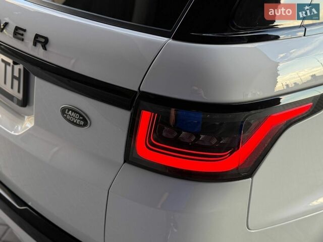 Білий Ленд Ровер Range Rover Sport, об'ємом двигуна 3 л та пробігом 63 тис. км за 53000 $, фото 12 на Automoto.ua