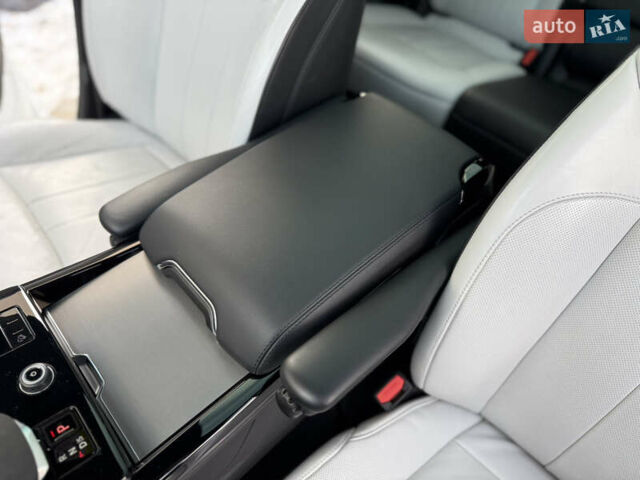 Белый Ленд Ровер Рендж Ровер Спорт, объемом двигателя 3 л и пробегом 46 тыс. км за 115900 $, фото 38 на Automoto.ua