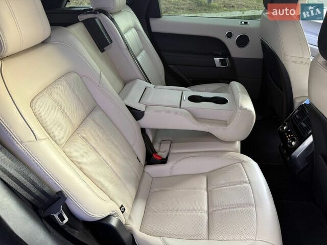 Білий Ленд Ровер Range Rover Sport, об'ємом двигуна 3 л та пробігом 63 тис. км за 53000 $, фото 19 на Automoto.ua