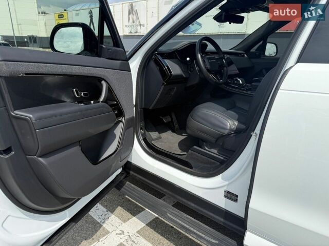 Білий Ленд Ровер Range Rover Sport, об'ємом двигуна 3 л та пробігом 55 тис. км за 119000 $, фото 10 на Automoto.ua