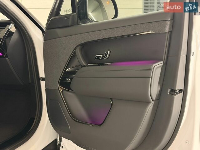 Білий Ленд Ровер Range Rover Sport, об'ємом двигуна 3 л та пробігом 56 тис. км за 113000 $, фото 26 на Automoto.ua