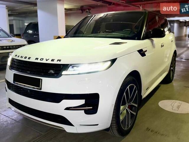 Белый Ленд Ровер Рендж Ровер Спорт, объемом двигателя 3 л и пробегом 53 тыс. км за 123999 $, фото 1 на Automoto.ua