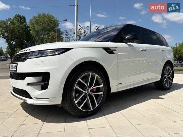 Білий Ленд Ровер Range Rover Sport, об'ємом двигуна 3 л та пробігом 53 тис. км за 128888 $, фото 203 на Automoto.ua