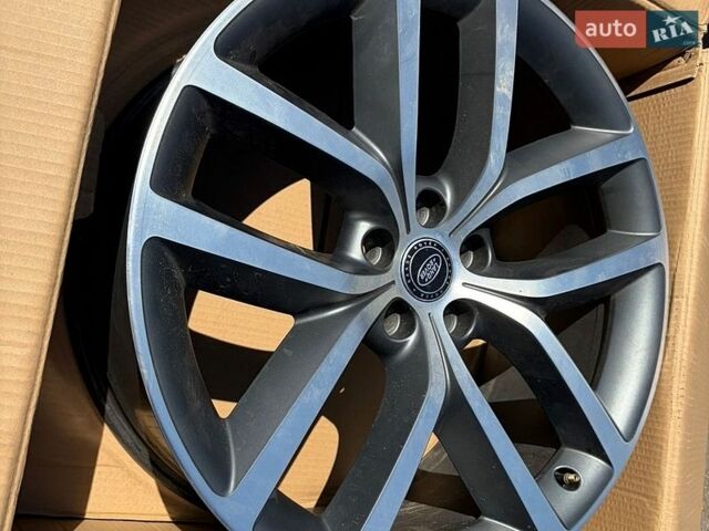Білий Ленд Ровер Range Rover Sport, об'ємом двигуна 3 л та пробігом 53 тис. км за 129333 $, фото 31 на Automoto.ua