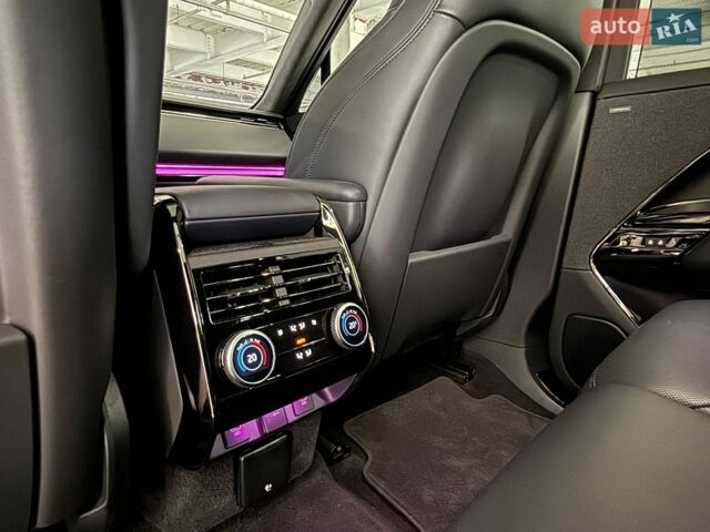 Білий Ленд Ровер Range Rover Sport, об'ємом двигуна 3 л та пробігом 55 тис. км за 119000 $, фото 16 на Automoto.ua
